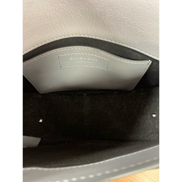 GIVENCHY INFINITY CHAIN CURB SMOOTH LEATHER SADDLE CROSSBODY BAG - Picture 10 of 12